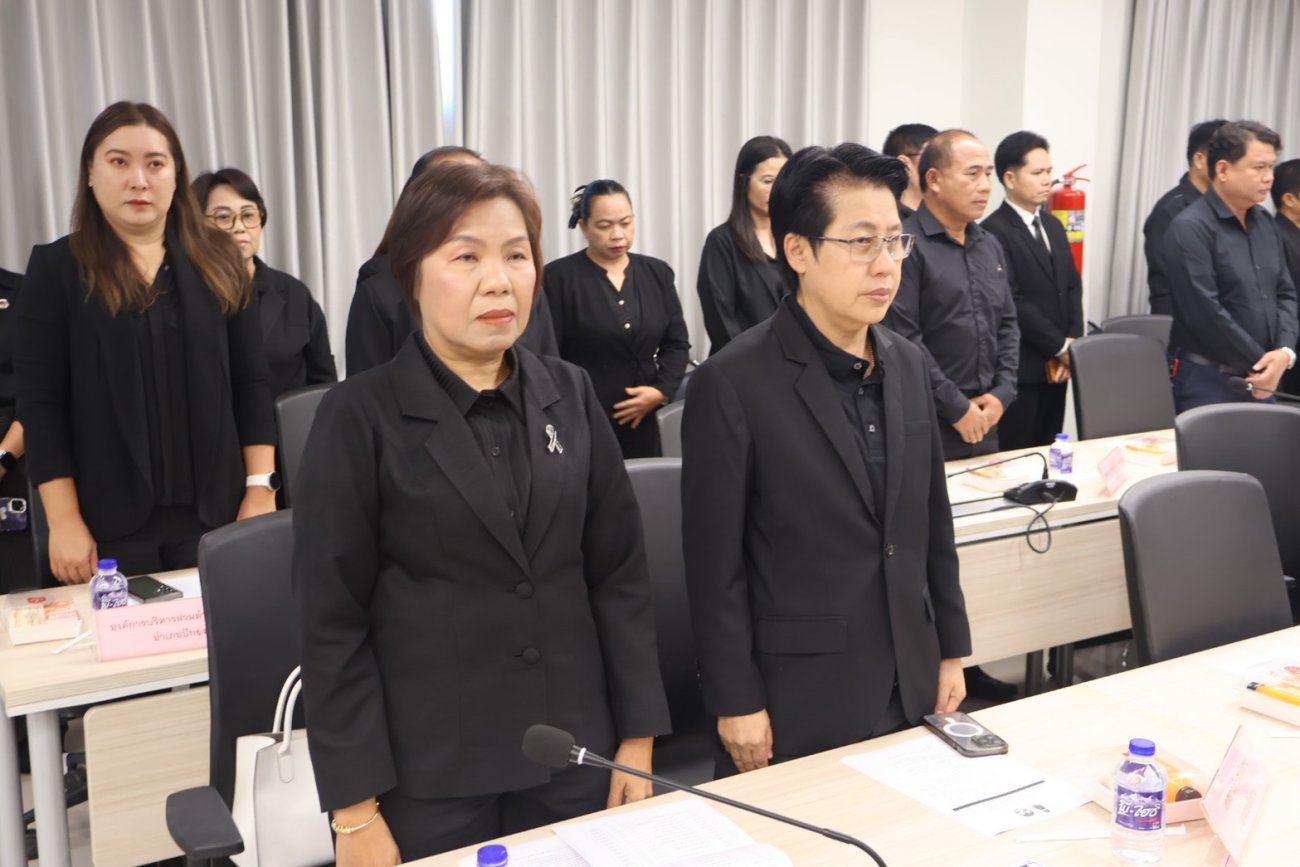 นางสาวสุวรรณ คูประทุมศิริ นายกเทศมนตรีตำบลเสิงสาง  เข้ารับประกาศนียบัตรเชิดชูเกียรติเป็นหน่วยงานที่ได้ผลการประเมินคุณธรรมและความโปร่งใสในการดำเนินงานของหน่วยงานภาครัฐ (Integrity and Transparency Assessment: ITA) ระดับดีเยี่ยม ของจังหวัดนครราชสีมา จากนายบัลลังก์ ไวทย์ศิริ  รองผู้ว่าราชการจังหวัดนครราชสีมา เนื่องในโอกาสวันต่อต้านคอร์รัปชั่นสากลประจำปีงบประมาณ พ.ศ. 2568 ณ ศาลากลางจังหวัดนครราชสีมา 9 ธันวาคม 2568