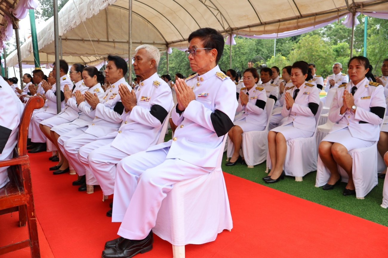 วันนวมินทรมหาราช วันคล้ายวันสวรรคต พระบาทสมเด็จพระบรมชนกาธิเบศร มหาภูมิพลอดุลยเดชมหาราช บรมนาถบพิตร รัชกาลที่ 9